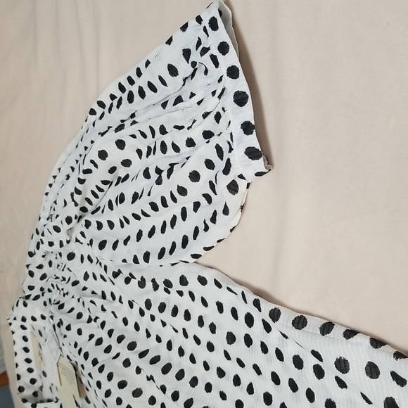New. NWT Grand Greene ,Polka Dot Blouse, Colors: Black and white, Size XL - Picture 11 of 13